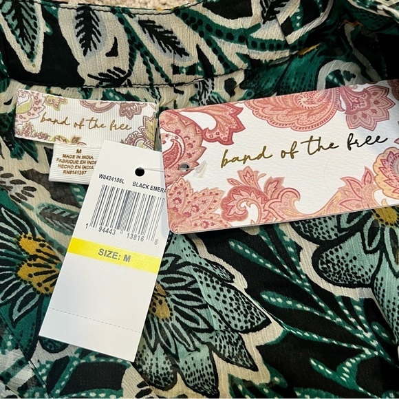 NWT! Band of Gypsies Band of the Free Bonnie Black Emerald Bodysuit. Size Medium - Picture 7 of 11